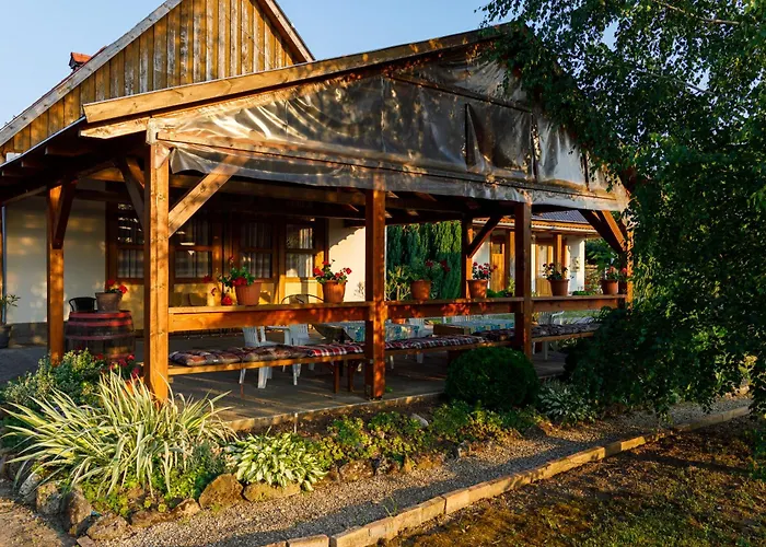 Casa de hóspedes Rozsa-domb Vendeghaz