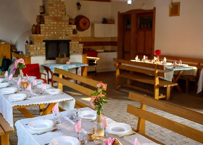Casa de hóspedes Rozsa-domb Vendeghaz 4*